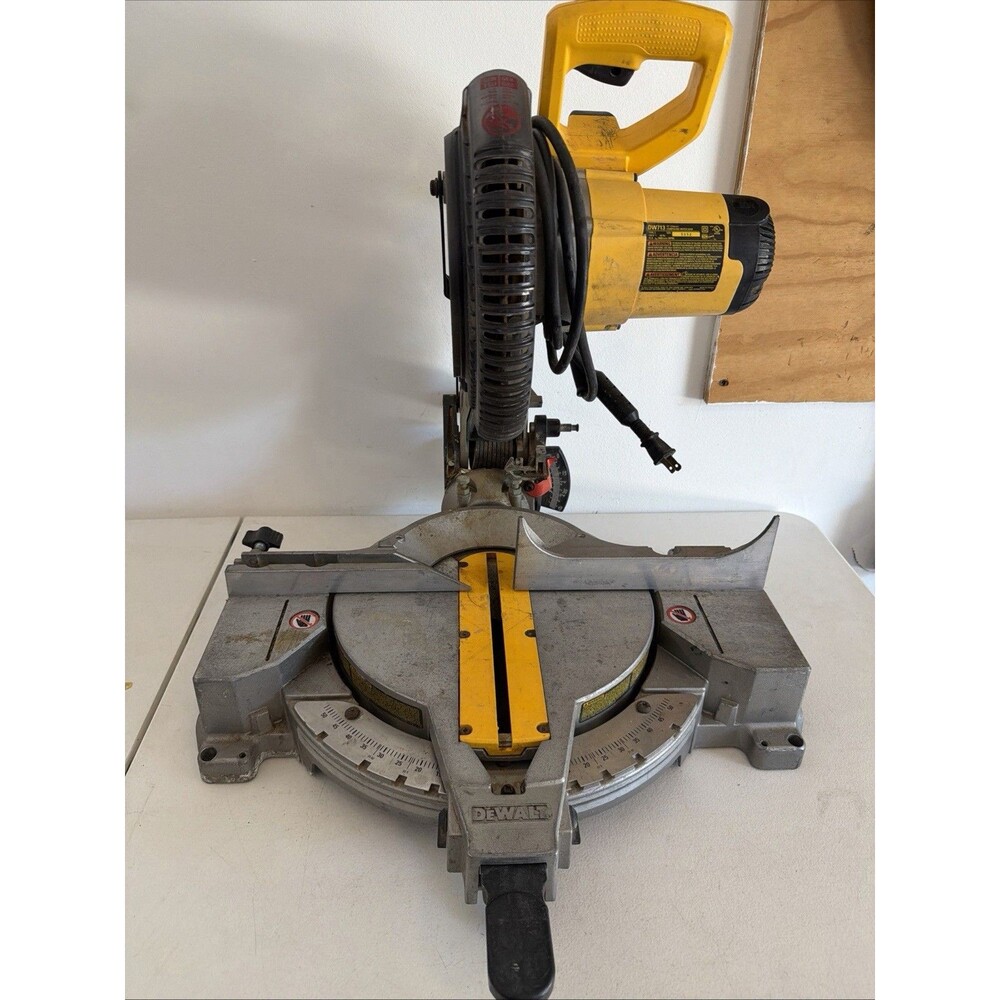 DEWALT DEWALT Corded Electric Miter Saw, Yellow/Black/Silver- DW713